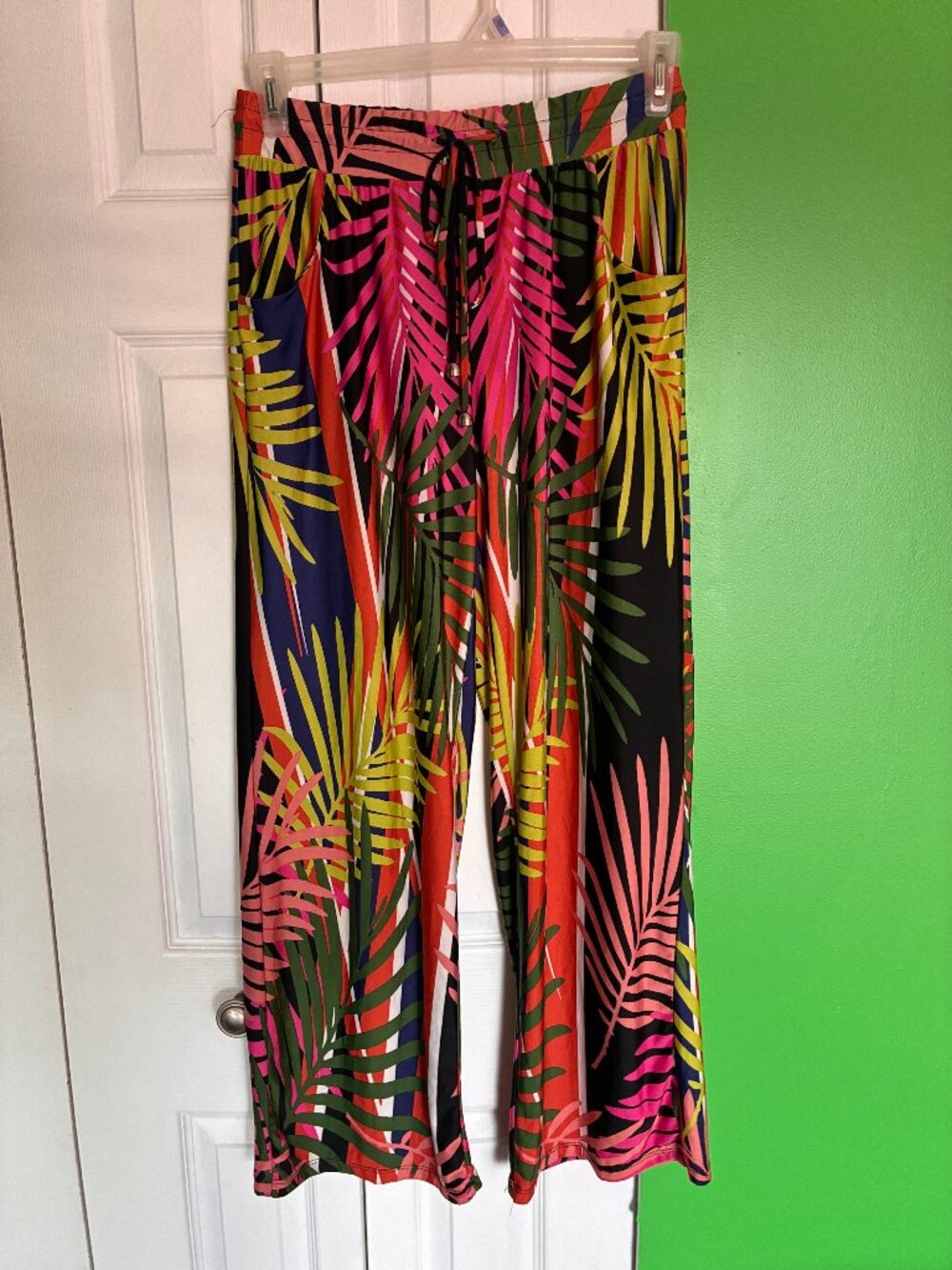 Beach Break Tropical Pants Size M
